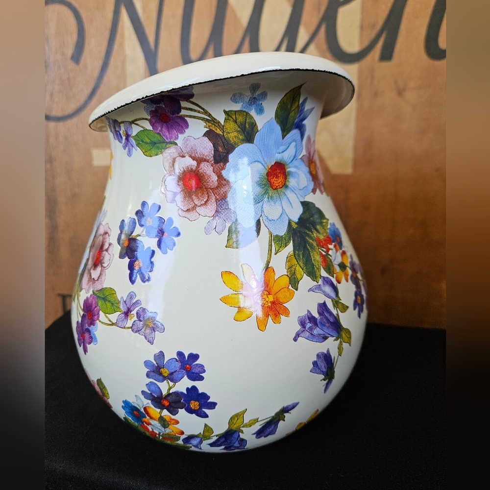 Mackenzie Childs Flower Market White Drink Pitcher - Picture 4 of 10